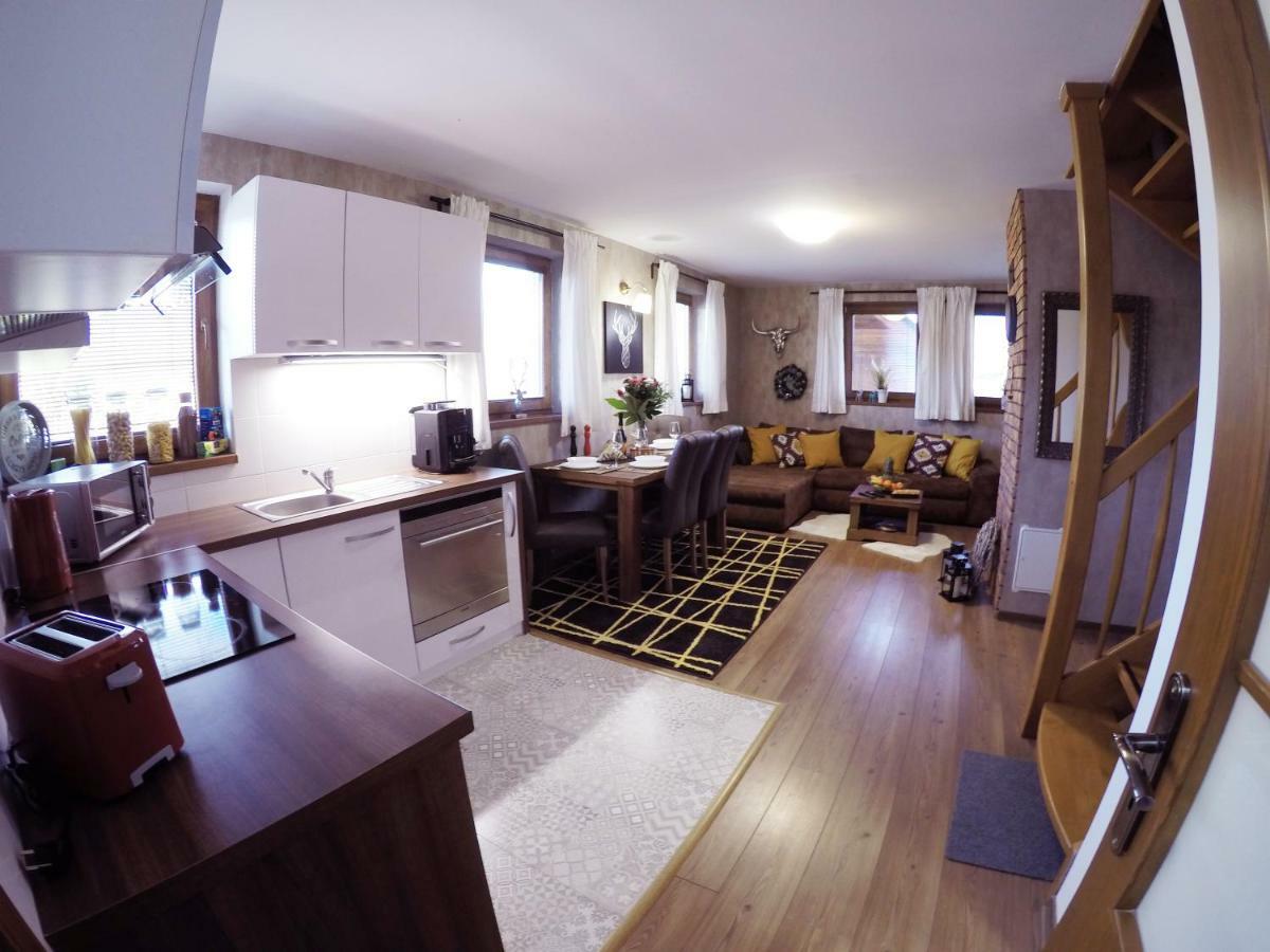 Villa 619 สตารา เลชนา ภายนอก รูปภาพ