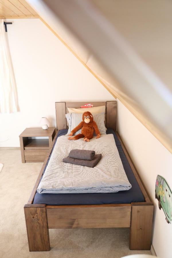Villa 619 สตารา เลชนา ภายนอก รูปภาพ